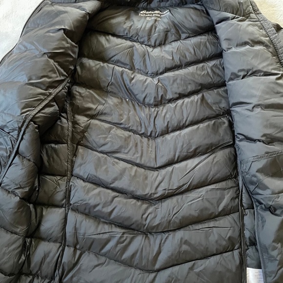 COPY - NEW with out tags Womens Eddie Bauer Down Packable Jacket size XL… - Picture 3 of 11